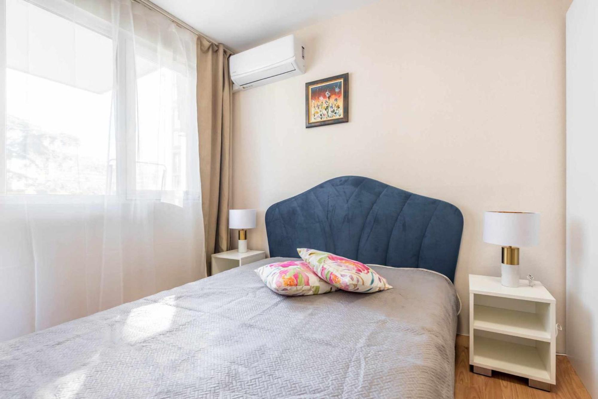 Red Velvet Apartment Varna Dış mekan fotoğraf