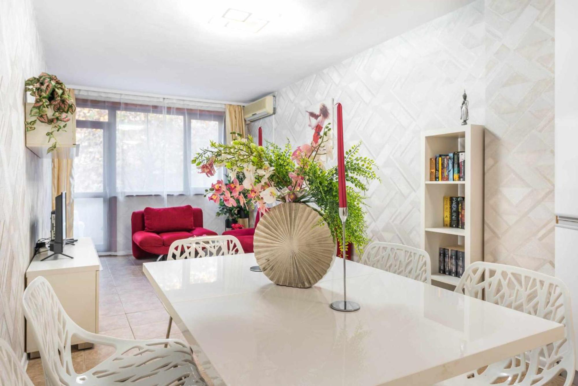 Red Velvet Apartment Varna Dış mekan fotoğraf